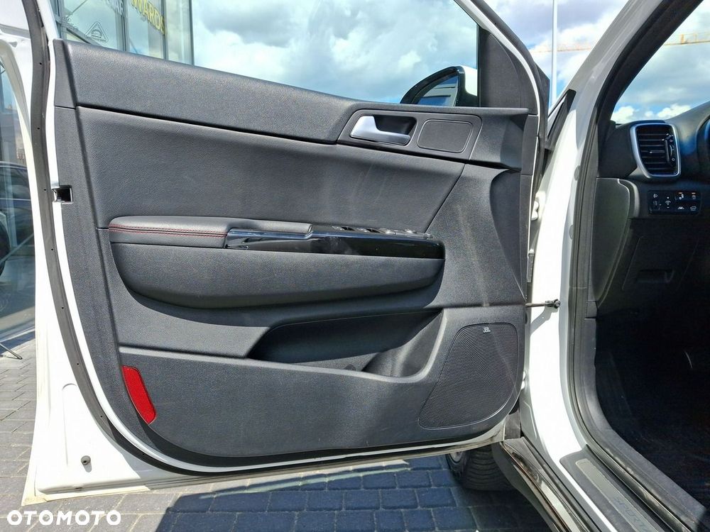 Kia Sportage - 10