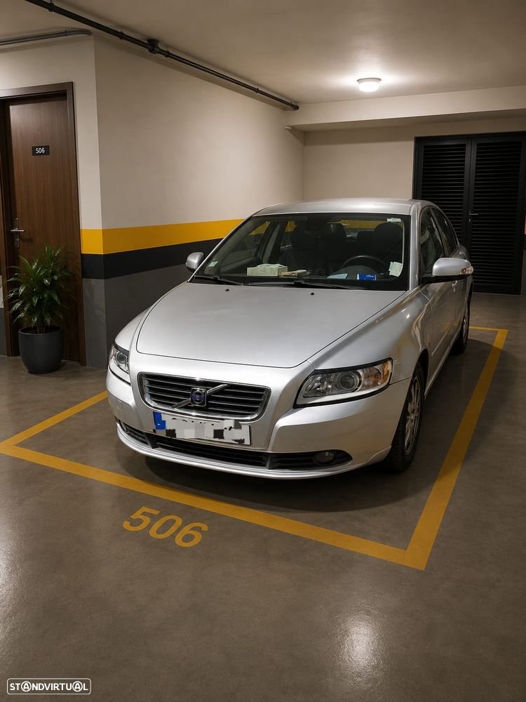 Volvo S40 - 1