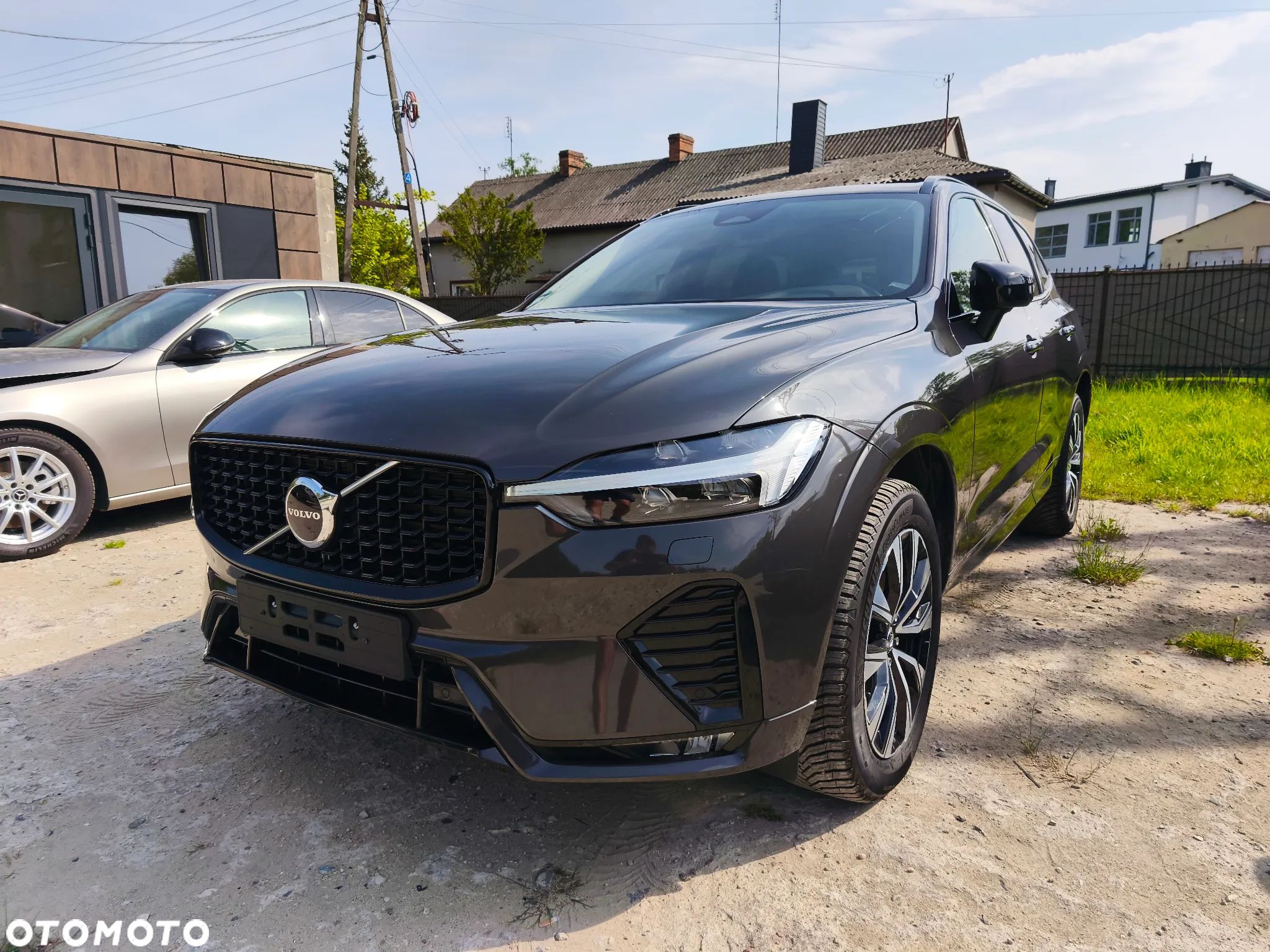 Volvo XC 60 B4 D AWD Plus Dark - 1