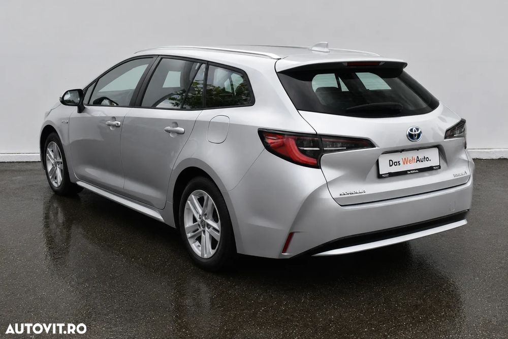 Toyota Corolla - 5