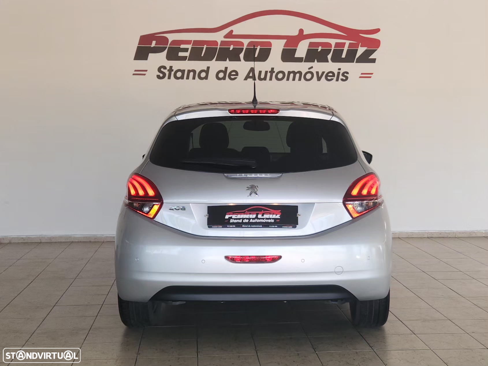 Peugeot 208 1.2 PureTech Style - 8