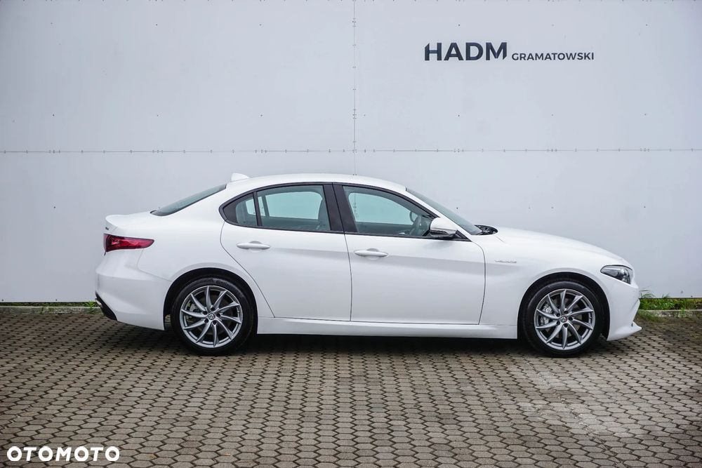 Alfa Romeo Giulia 2.0 Turbo Veloce Q4 - 9