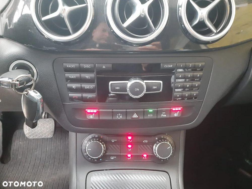 Mercedes-Benz Klasa B 220 CDI - 22