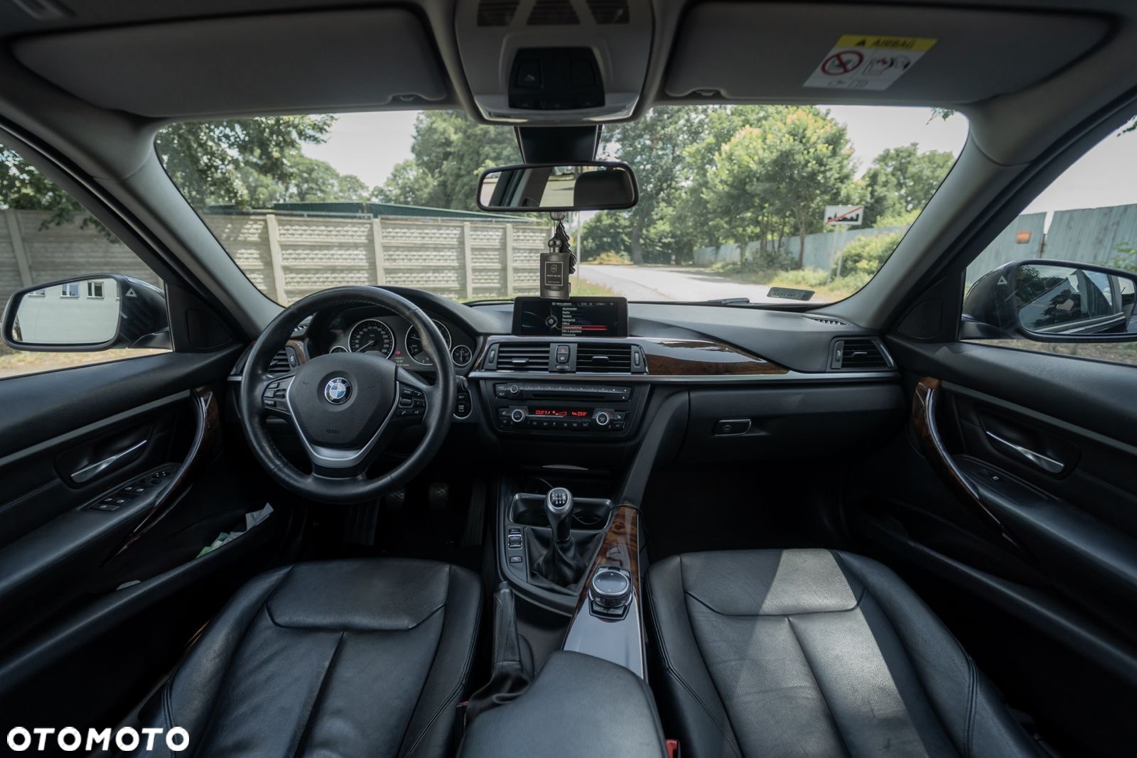 BMW Seria 3 320d Sport Line - 21