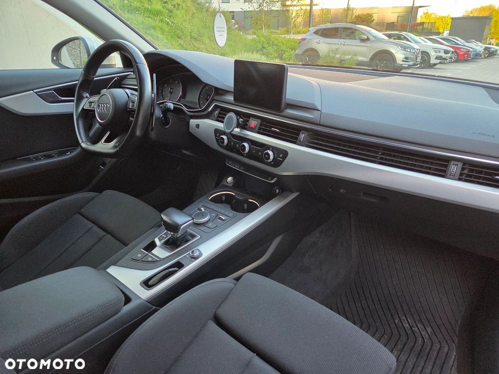 Audi A4 Avant - 19