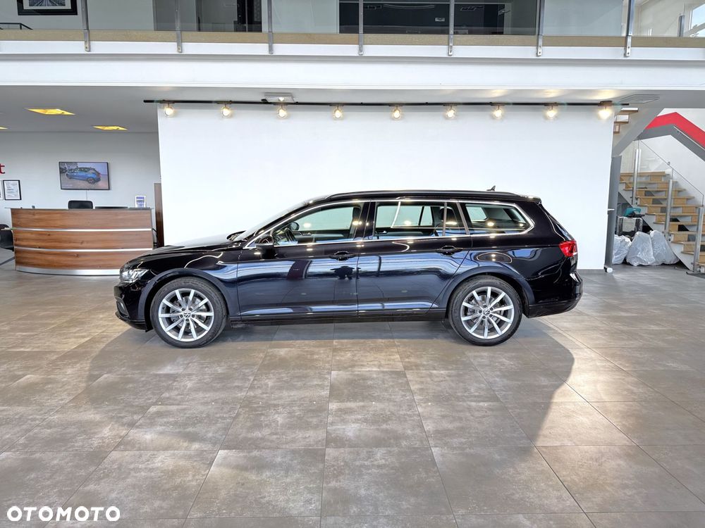 Volkswagen Passat - 6