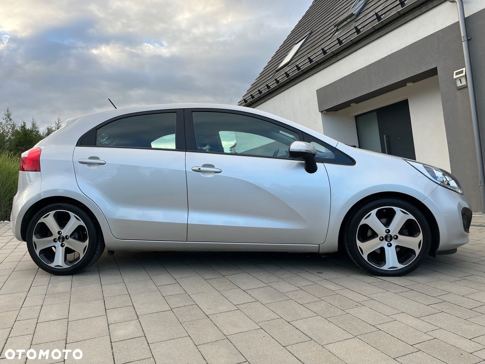 Kia Rio - 3