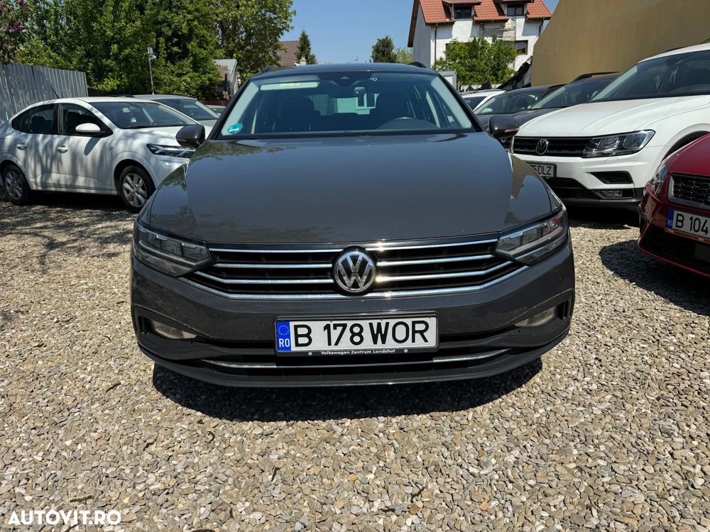 Volkswagen Passat 2.0 TDI SCR DSG Comfortline - 18