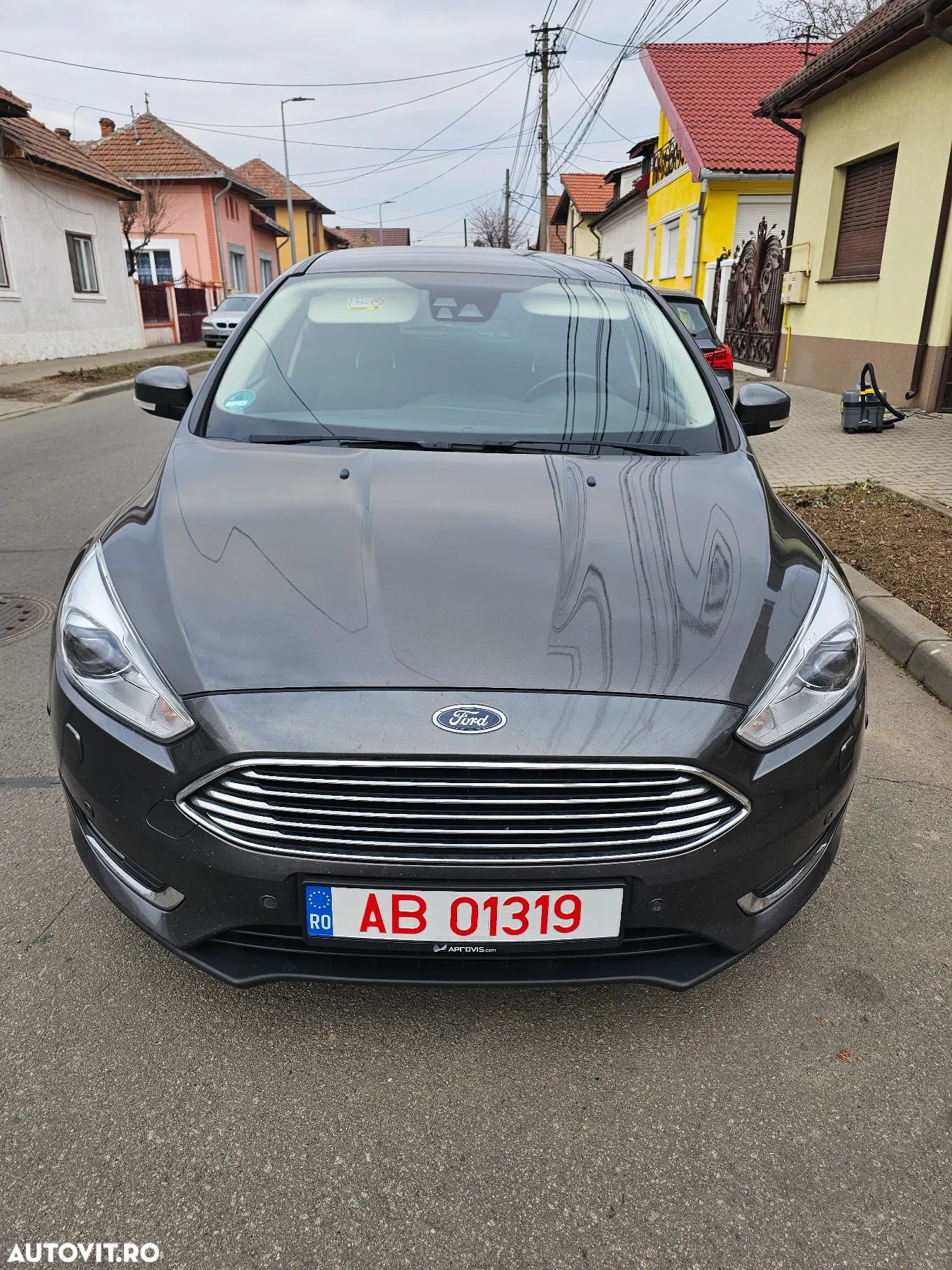 Ford Focus 2.0 TDCi DPF Start-Stopp-System Aut. Titanium - 1