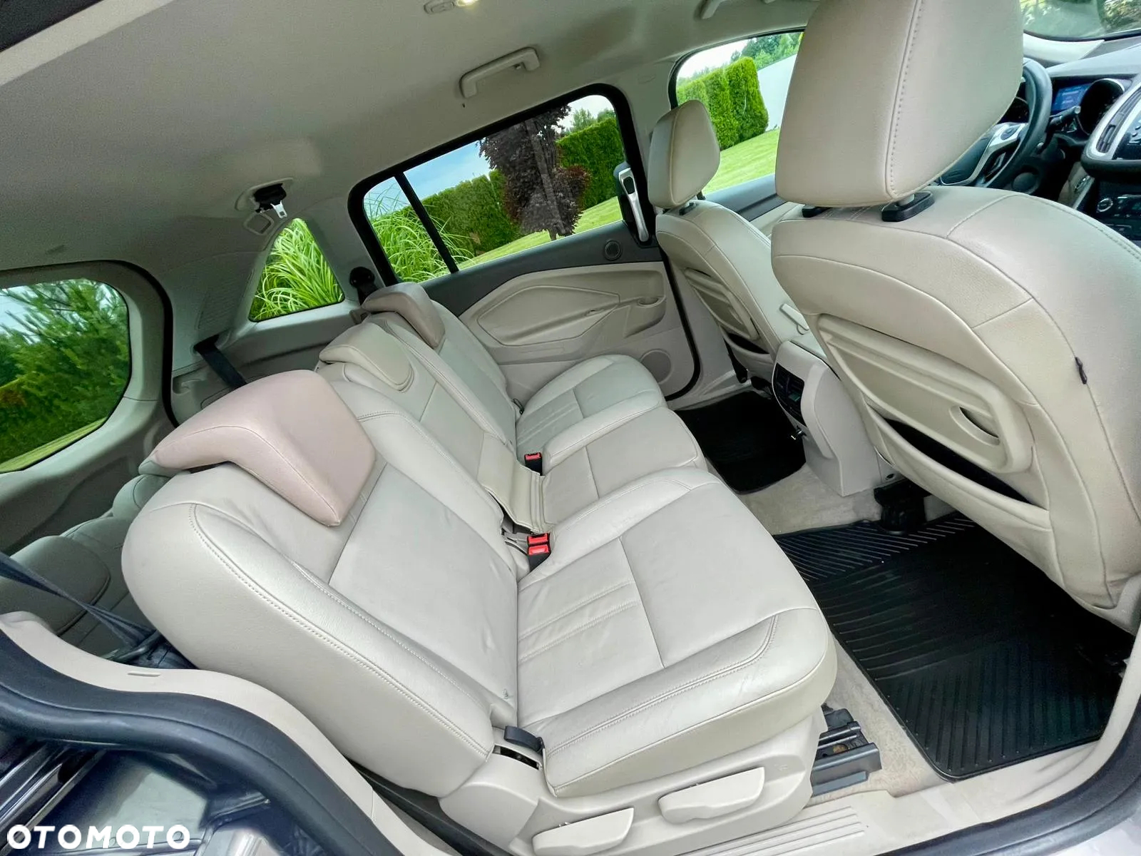 Ford Grand C-MAX 2.0 TDCi Titanium - 21
