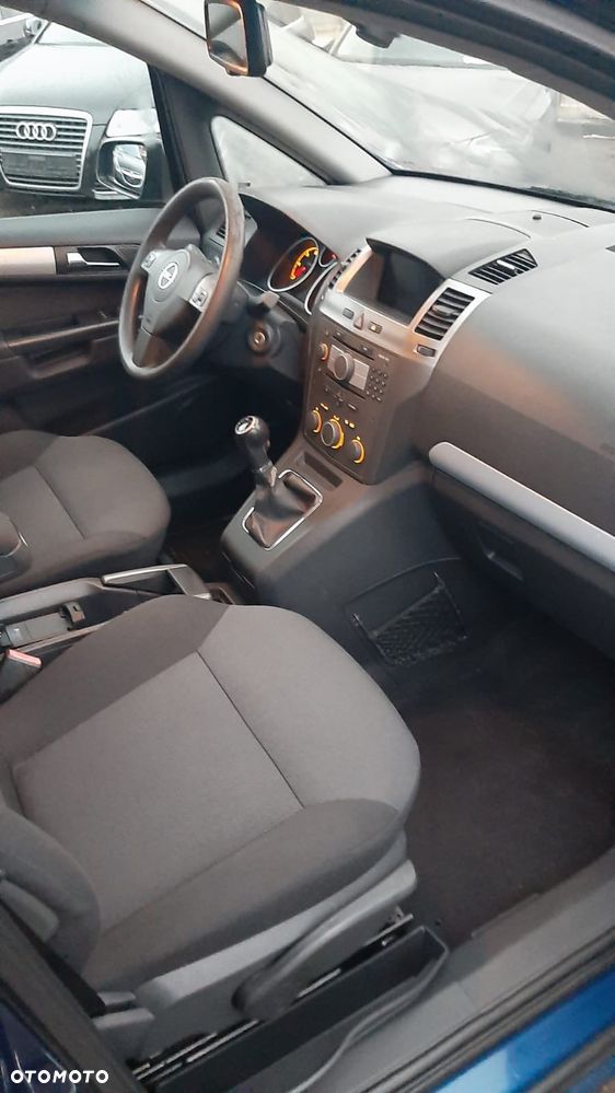 Opel Zafira 1.9 CDTI Navi - 14