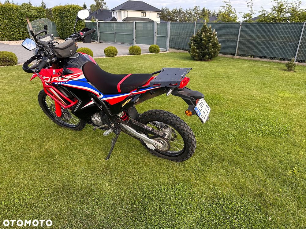 Honda CRF - 9