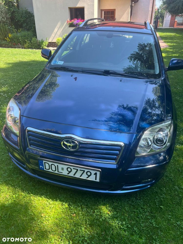 Toyota Avensis 1.8 VVT-i Sol - 5