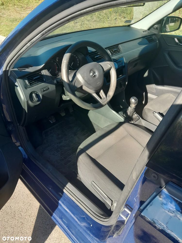 Skoda RAPID 1.2 TSI Active - 11