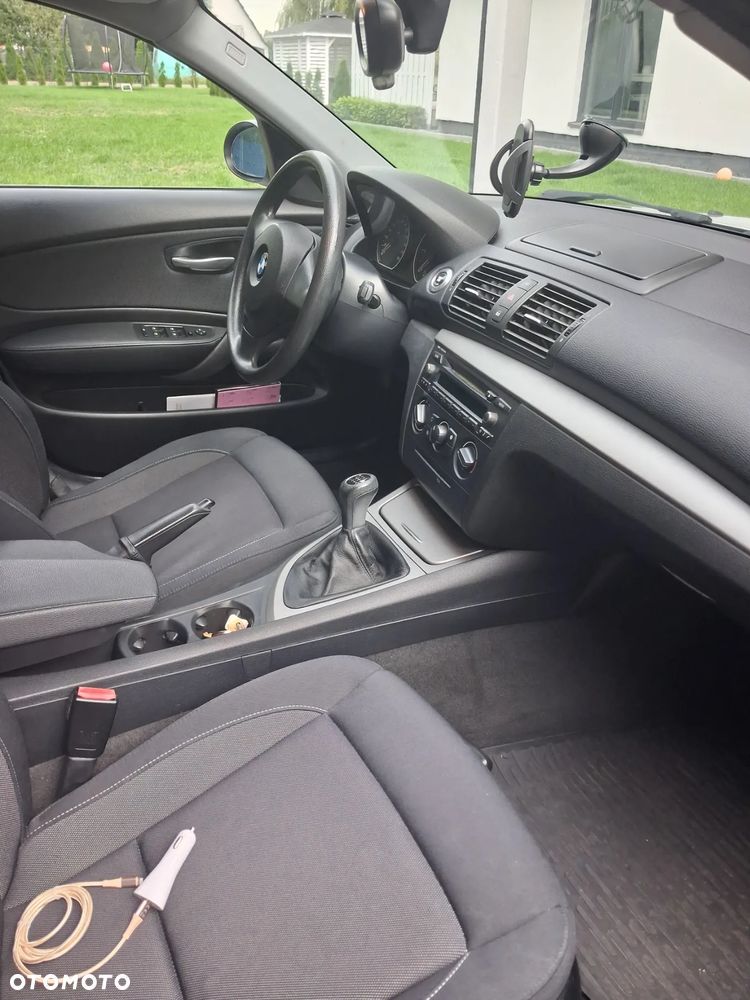 BMW Seria 1 118d - 13