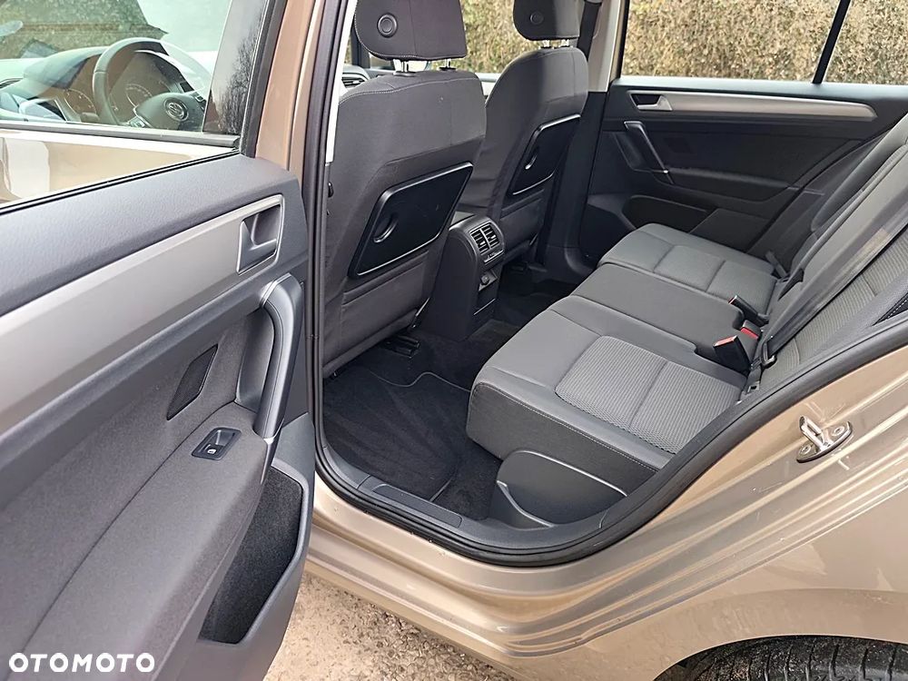 Volkswagen Golf Sportsvan 1.6 TDI BlueMotion Technology Lounge - 17