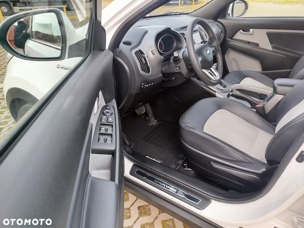 Kia Sportage 2,0 CRDI AWD Spirit - 29