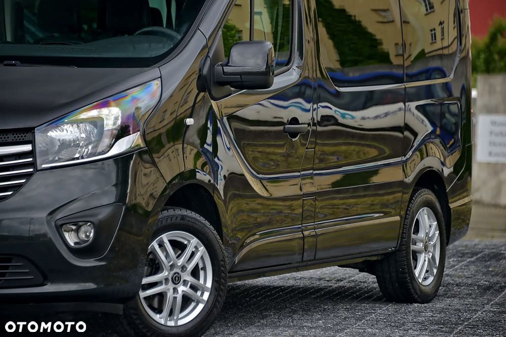 Opel Vivaro - 12