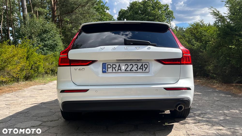 Volvo V60 D3 Momentum Pro - 9