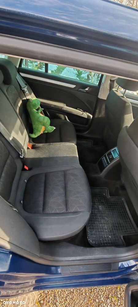 Skoda Superb 2.0 TDI 4x4 Family - 25