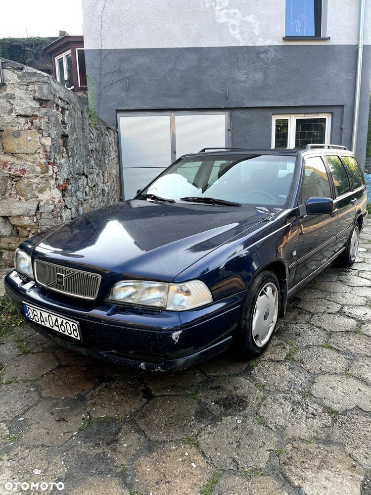 Volvo V70 - 2
