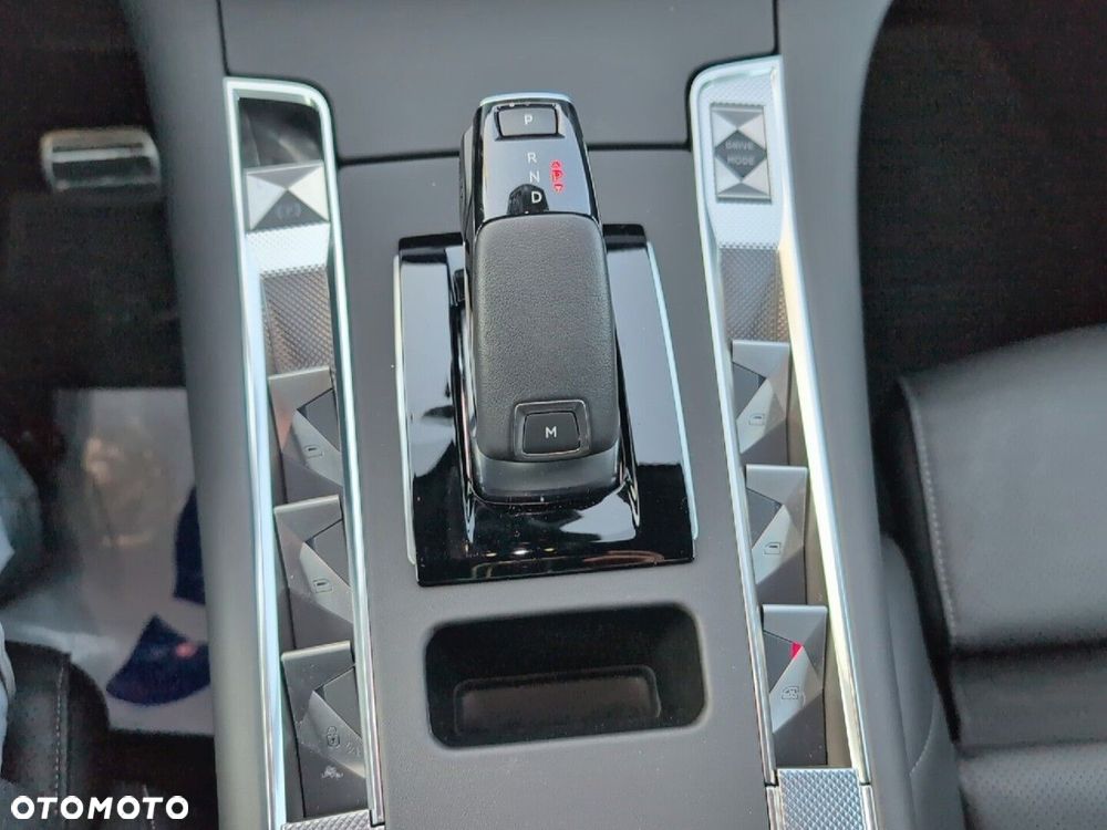 DS Automobiles DS 7 Crossback - 15