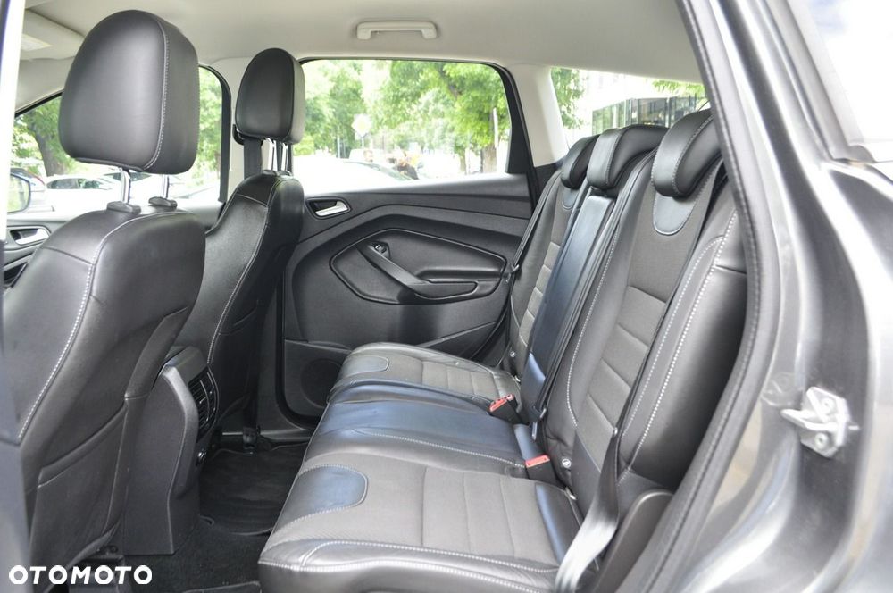 Ford Kuga - 11