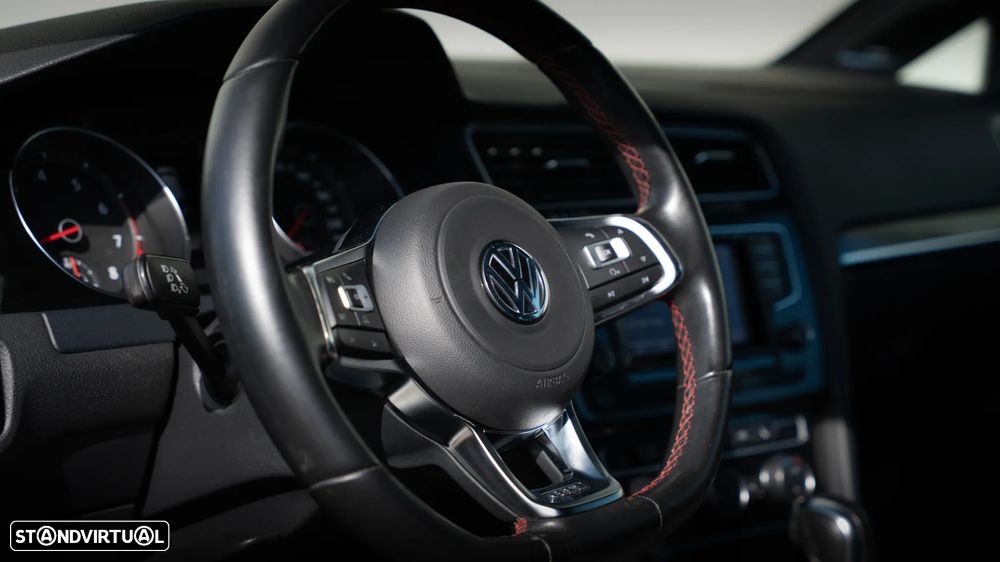 VW Golf 2.0 TSi GTi DSG Performance - 21