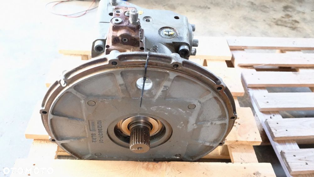 Pompa liebherr R924,R934<R944,R954, DPV0 215 do koparki  R 934,944,954 - 5