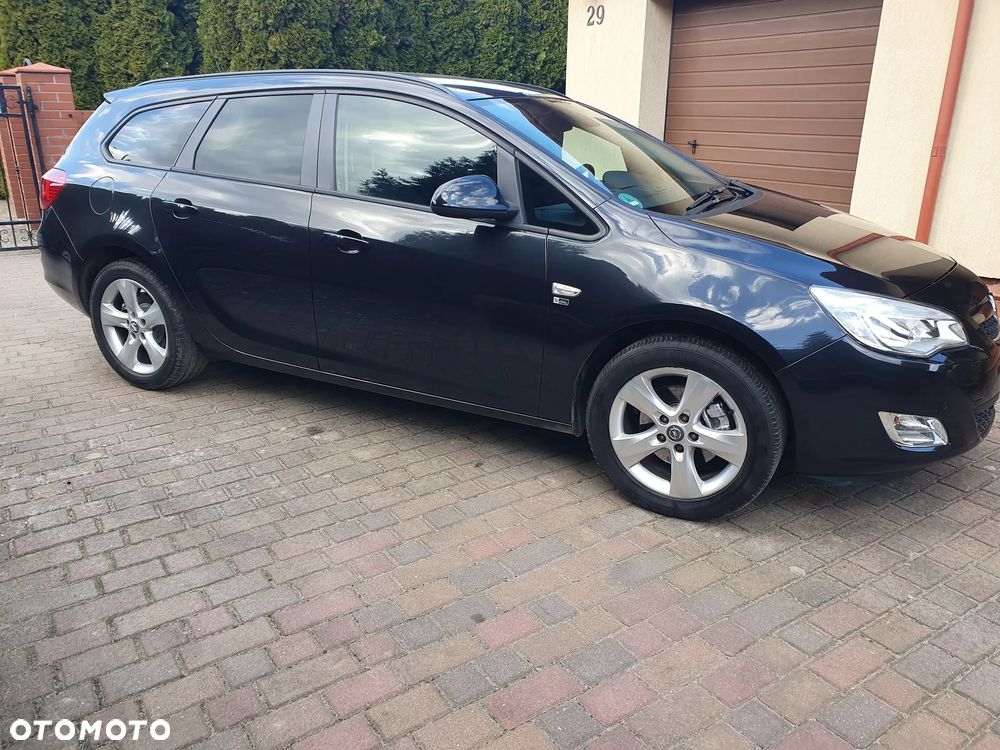 Opel Astra 2.0 CDTI ecoFLEX Start/Stop ENERGY - 4