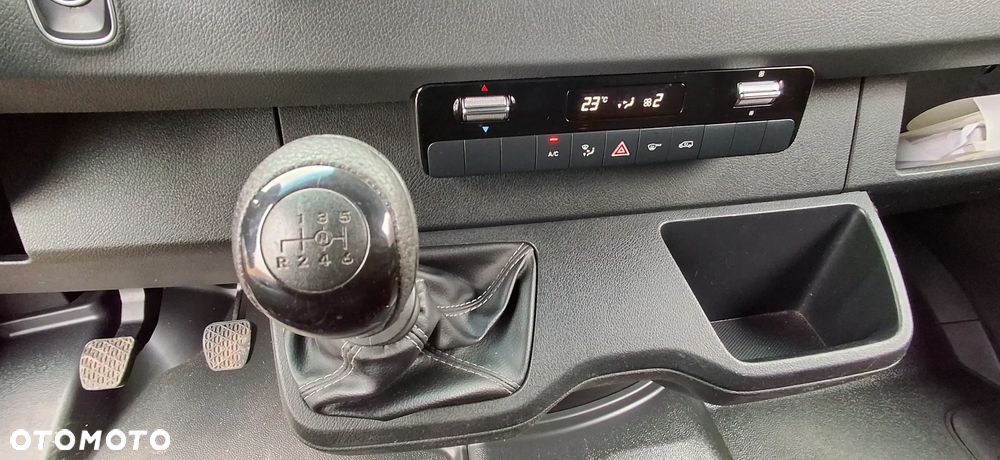 Mercedes-Benz SPRINTER IVECO CRAFTER MAN TRANSIT - 19