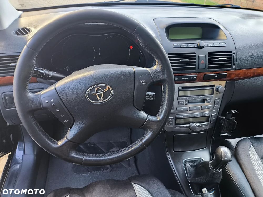 Toyota Avensis 2.0 D-4D Prestige - 9