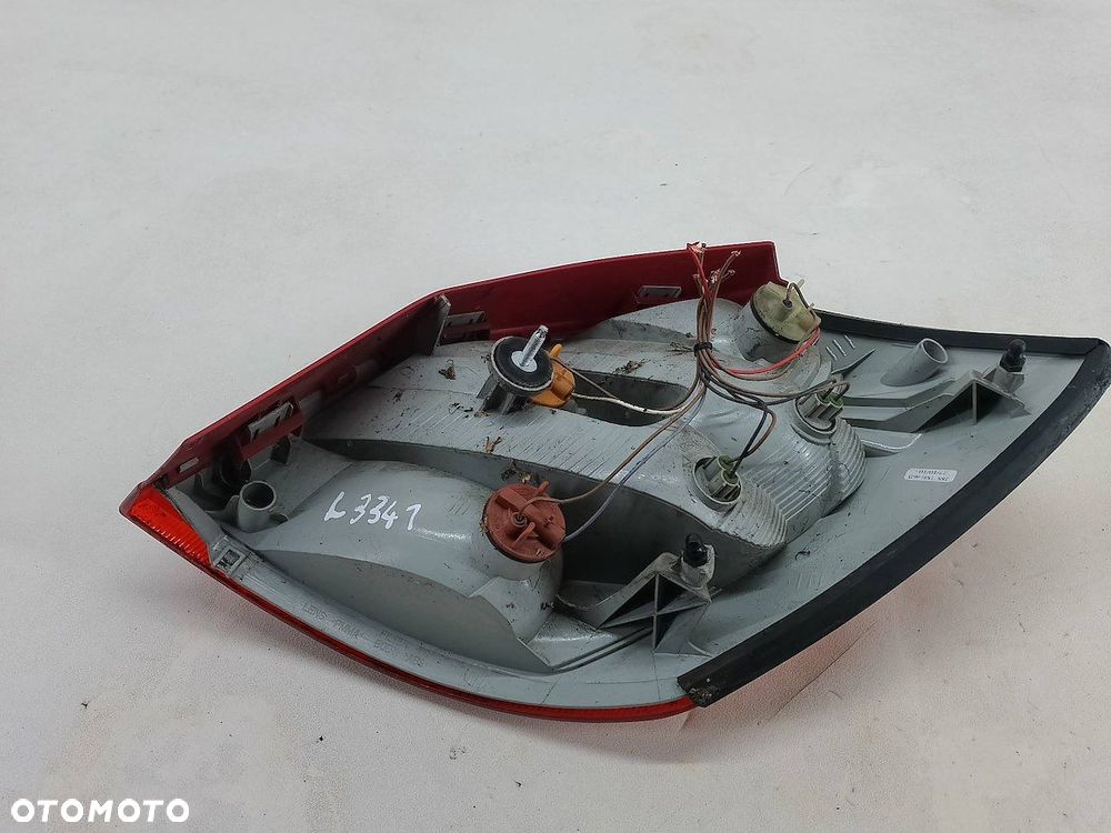 LAMPA TYLNA LEWA SKODA FABIA II FL 5J6945095 5J6945111  HATCHBACK - 5