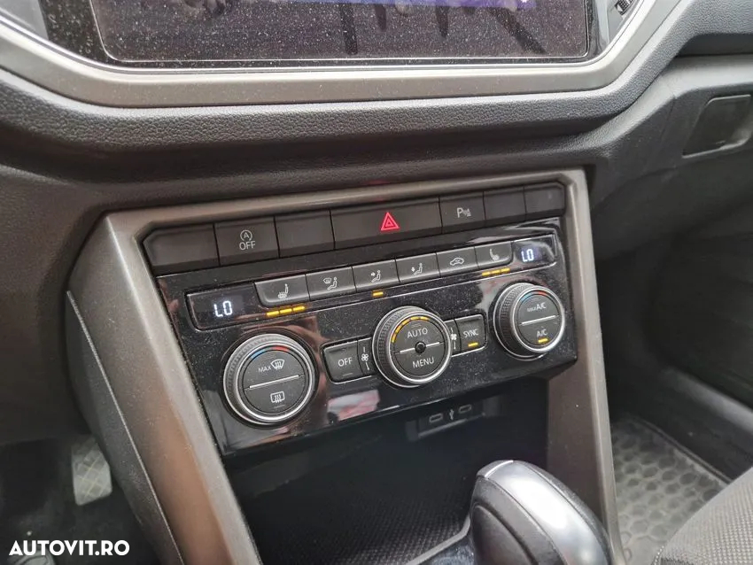 Volkswagen T-ROC - 8