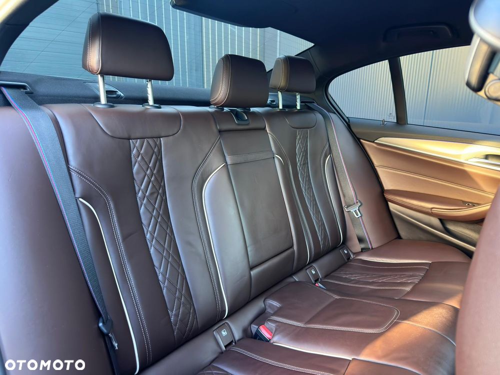 BMW Seria 5 540d xDrive M Sport sport - 13