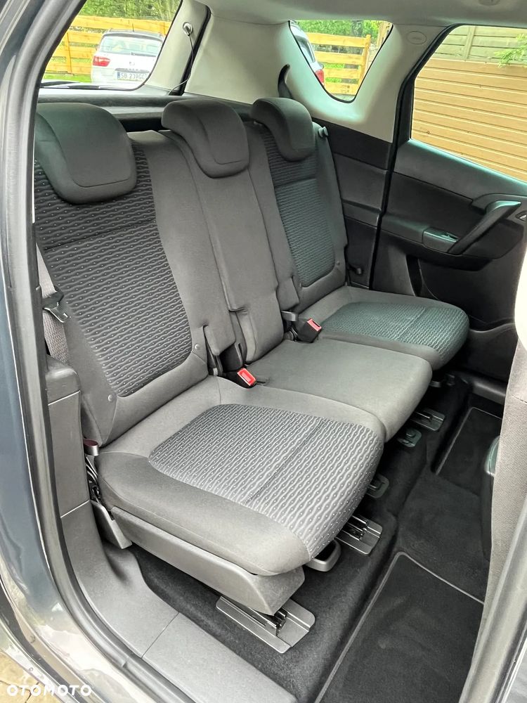 Opel Meriva - 8