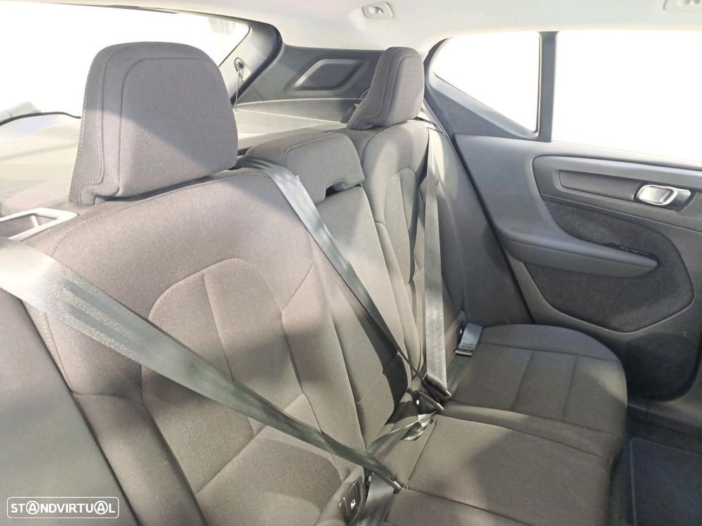 Volvo XC 40 1.5 T4 PHEV Essential - 8