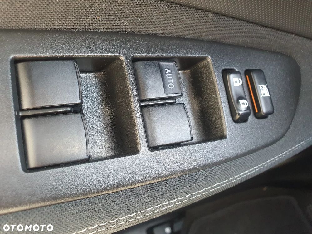 Toyota Auris 1.33 VVT-i Entry - 21