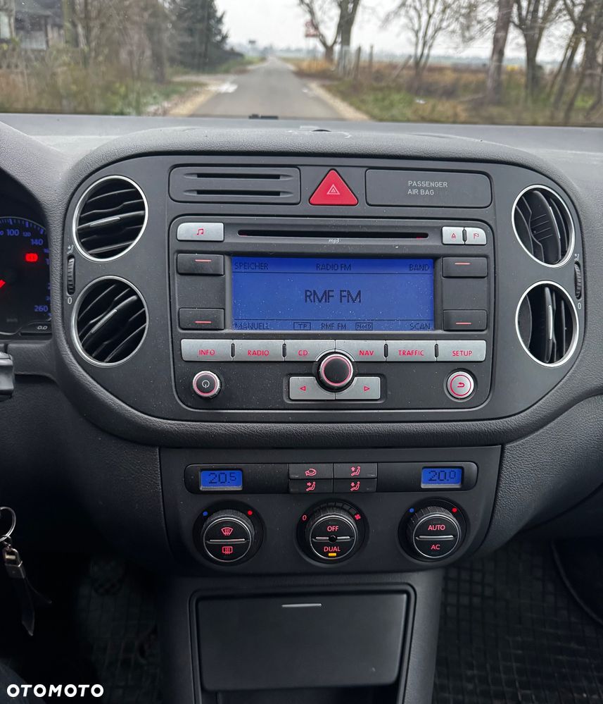 Volkswagen Golf Plus - 14