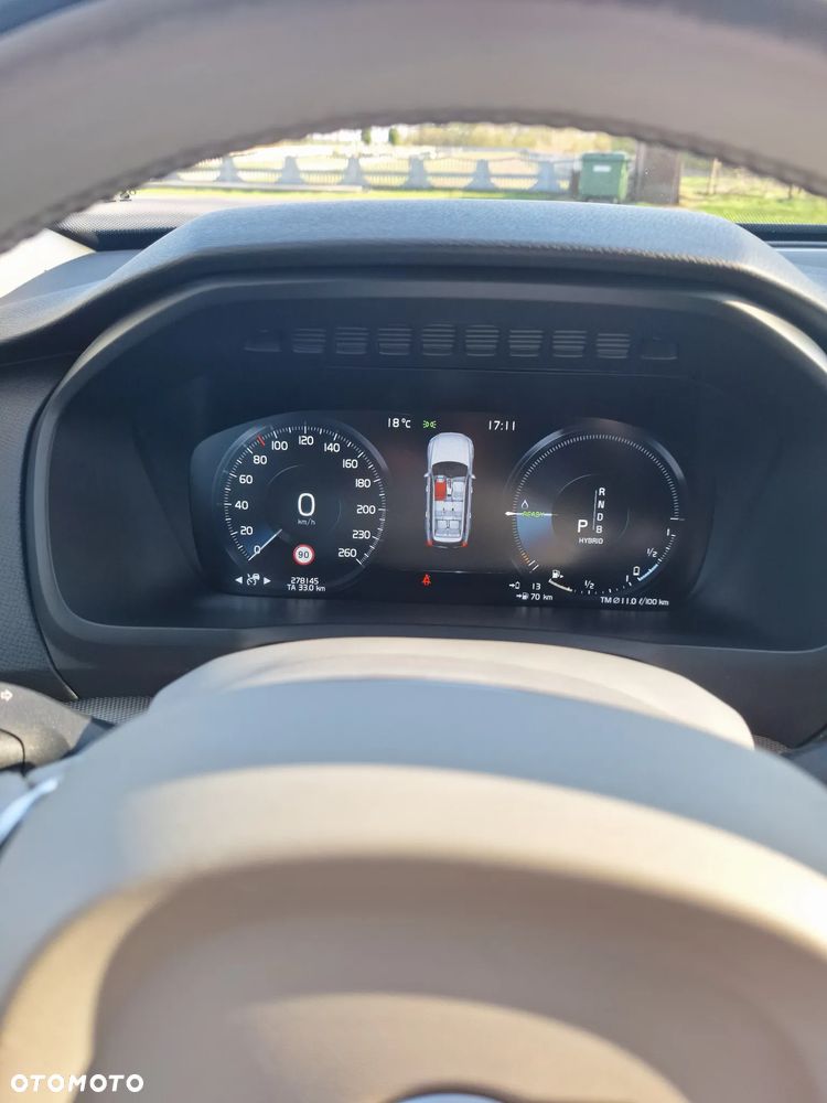 Volvo XC 90 T8 AWD Twin Engine Geartronic Inscription - 25