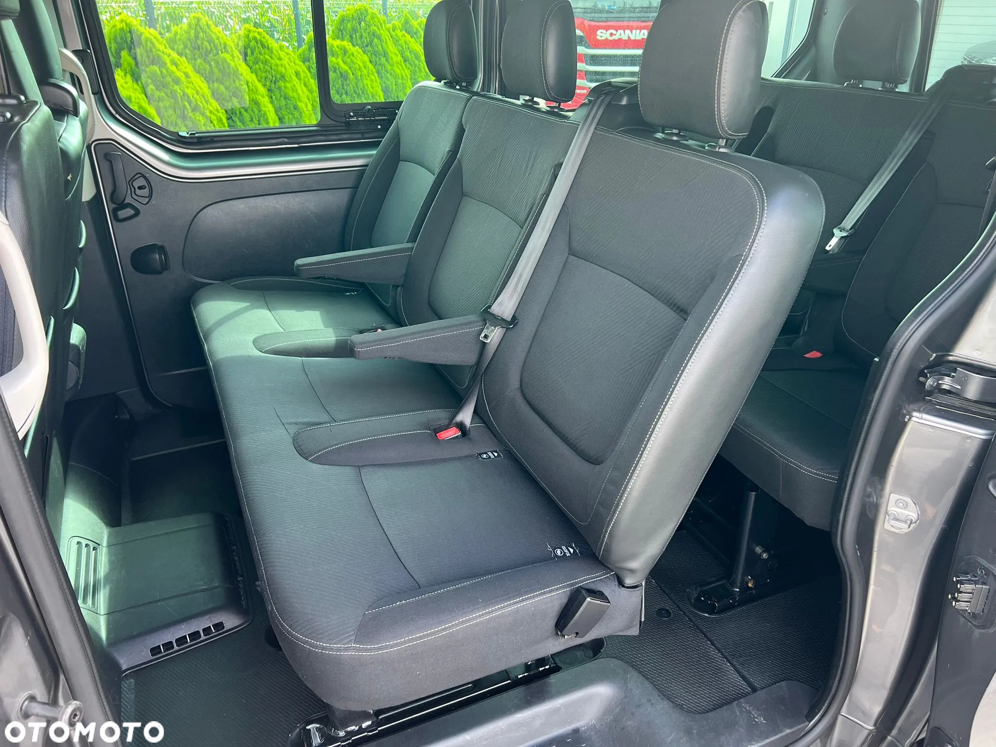 Renault Trafic - 9