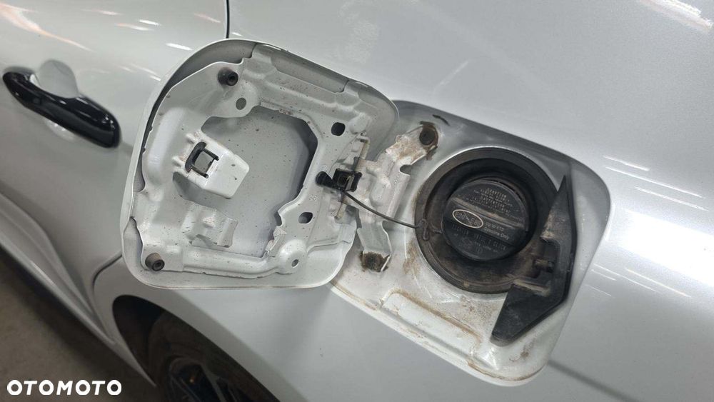 Toyota Camry 2.5 Hybrid Prestige CVT - 19