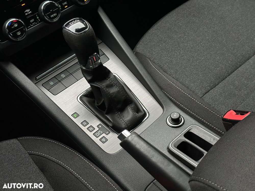 Skoda Octavia 1.5 TSI e-TEC DSG Edition - 10