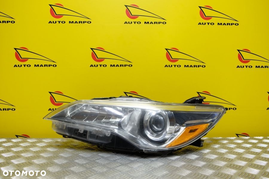 TOYOTA CAMRY 2015- REFLEKTOR LAMPA ZWYKŁA SOCZEWKOWA LEWA JASNA USA - 2