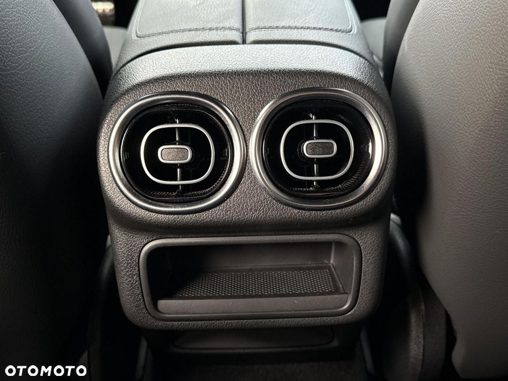 Mercedes-Benz GLC - 16