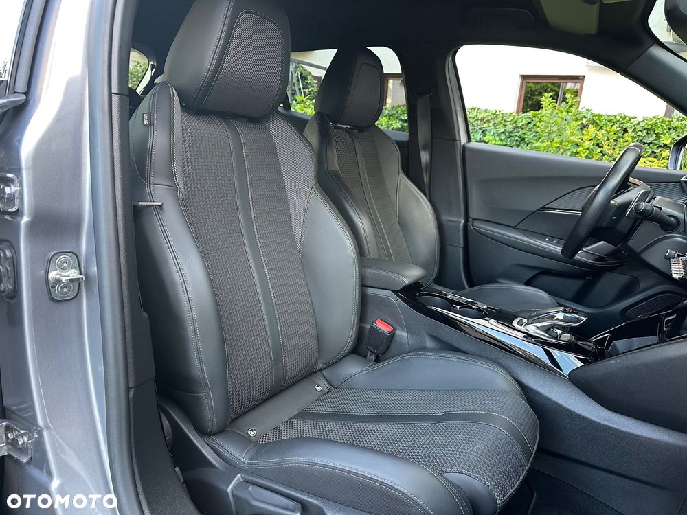 Peugeot 2008 1.2 PureTech GT S&S EAT8 - 22