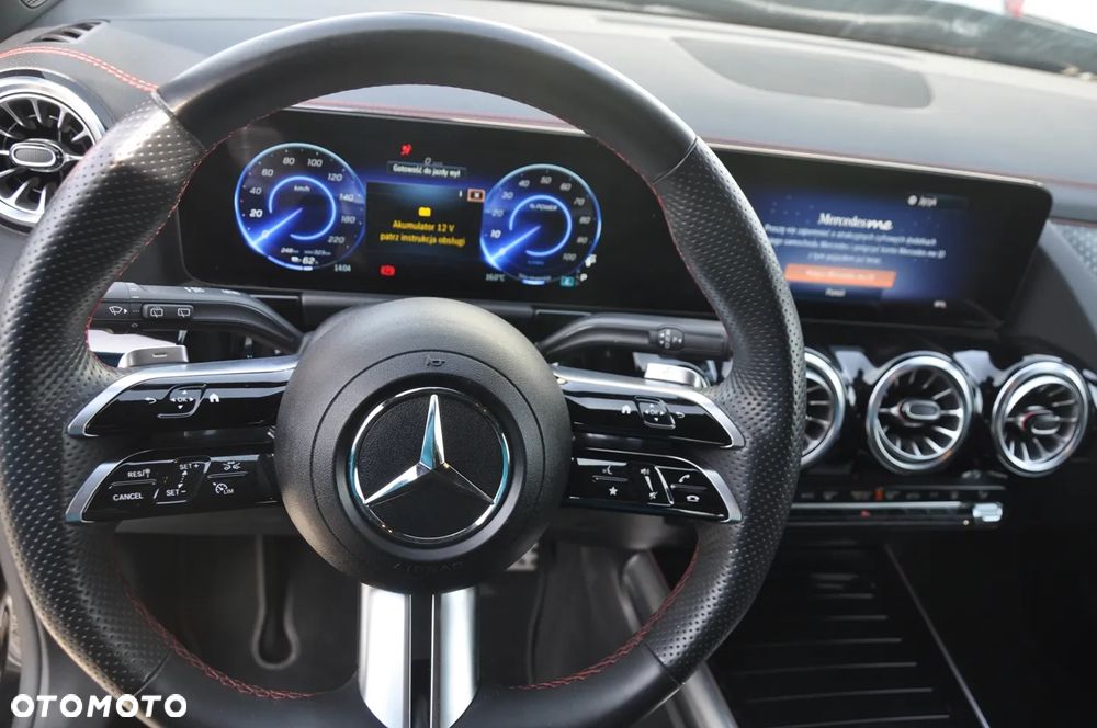 Mercedes-Benz EQA 250+ AMG Line - 28