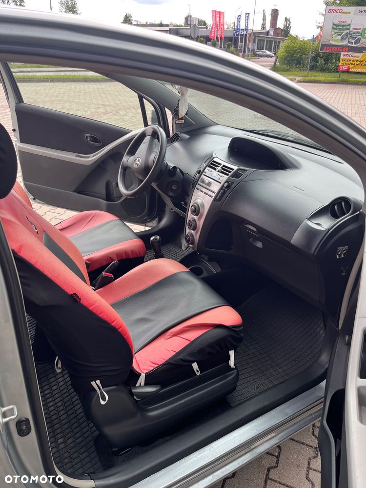 Toyota Yaris 1.0 Luna A/C - 6