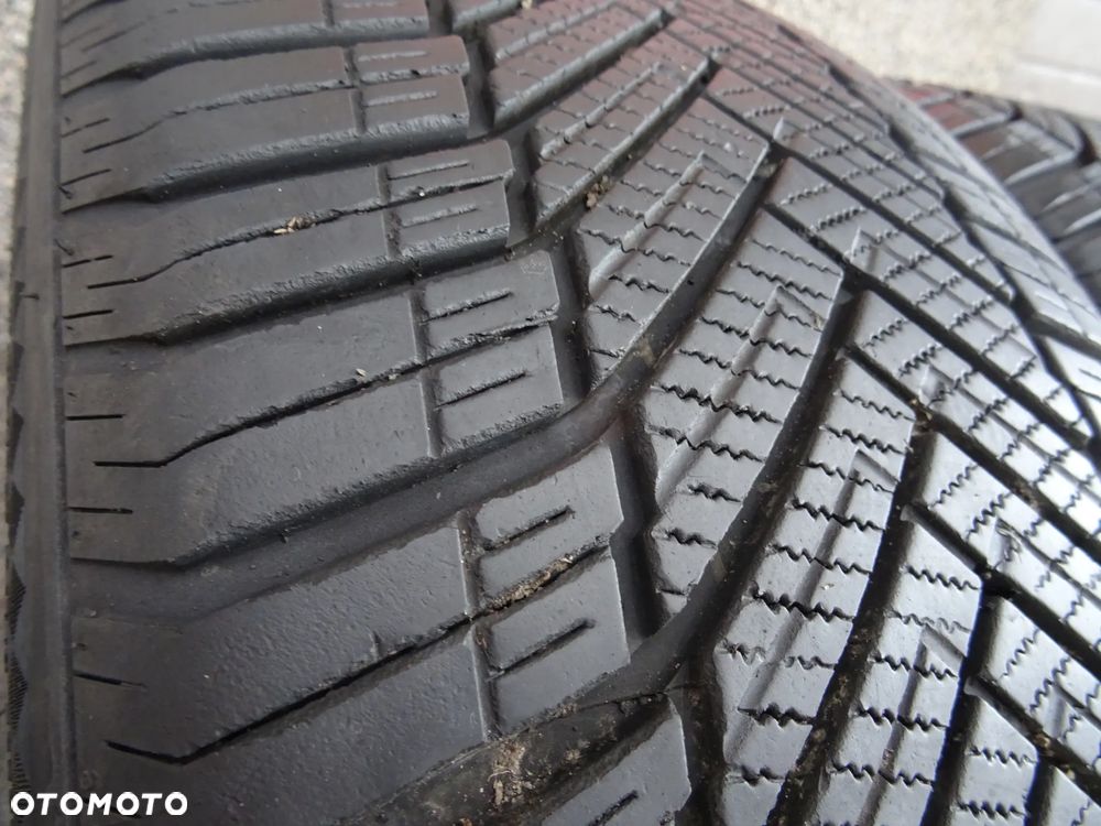 245/45/ZR18 100Y Extra loud Tourador xAll Climate TP1 - 3