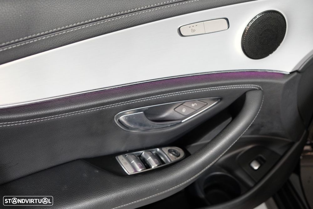 Mercedes-Benz E 300 de AMG Line 4Matic - 12